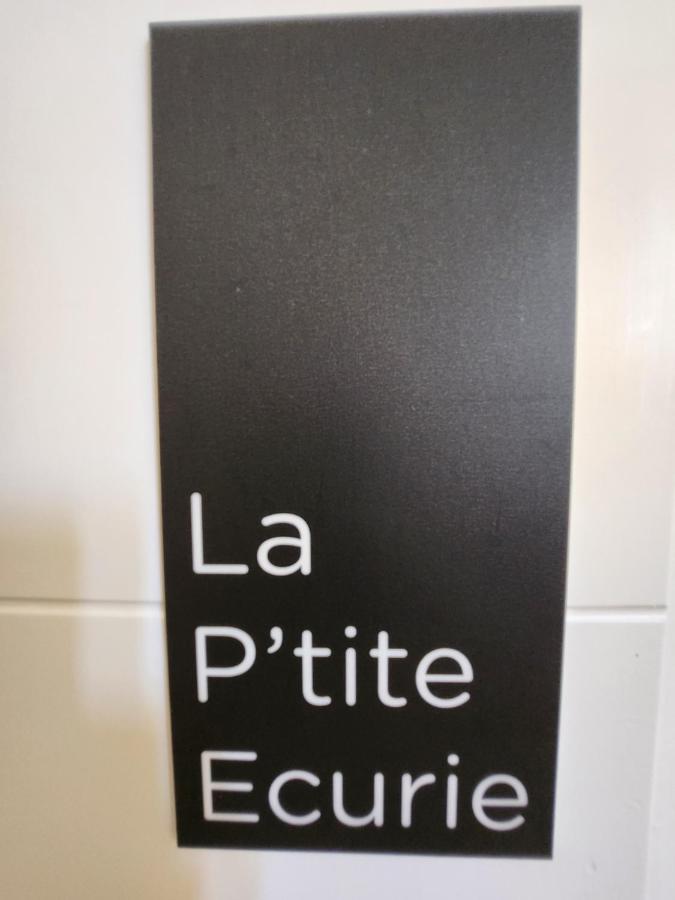 La P'Tite Ecurie Leilighet Saint-Jean-de-Liversay Eksteriør bilde